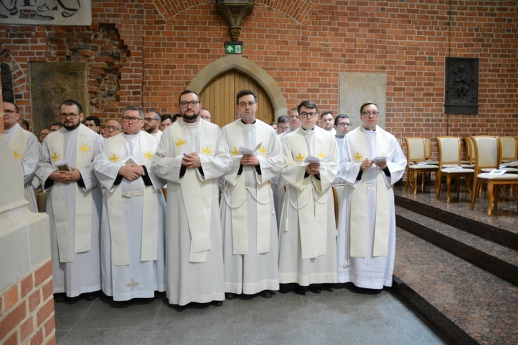 Święcenia kapłańskie w roku Złotego Jubileuszu Diecezji Opolskiej