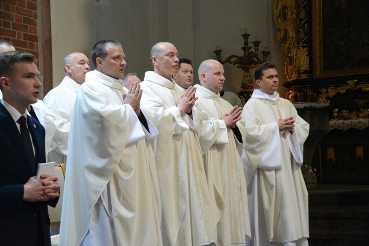 Święcenia kapłańskie w roku Złotego Jubileuszu Diecezji Opolskiej