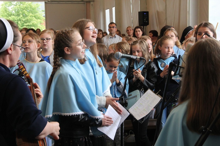 Zabawa. Diecezjalna pielgrzymka Dziewczęcej Służby Maryjnej