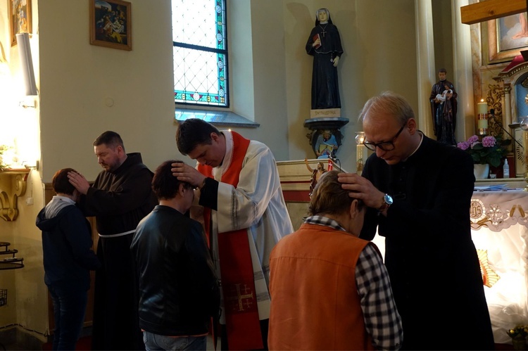 Wigilia Pięćdziesiątnicy w Nowej Rudzie, Walimiu, Głuszycy i Świdnicy