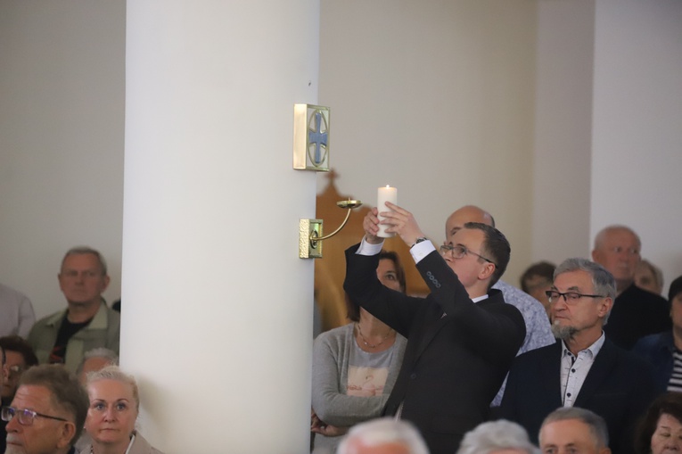 Konsekracja kościoła Matki Bożej Pocieszenia w Nowej Hucie