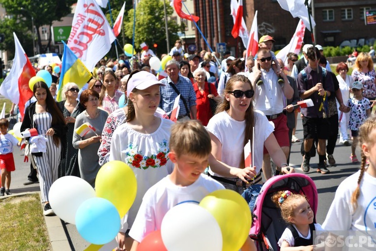 Gorzów Wlkp. III Marsz dla Życia i Rodziny w 25. rocznicę wizyty Jana Pawła II