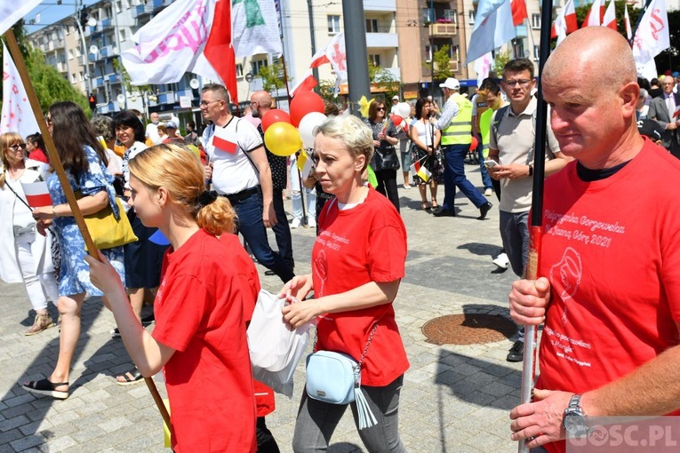 Gorzów Wlkp. III Marsz dla Życia i Rodziny w 25. rocznicę wizyty Jana Pawła II