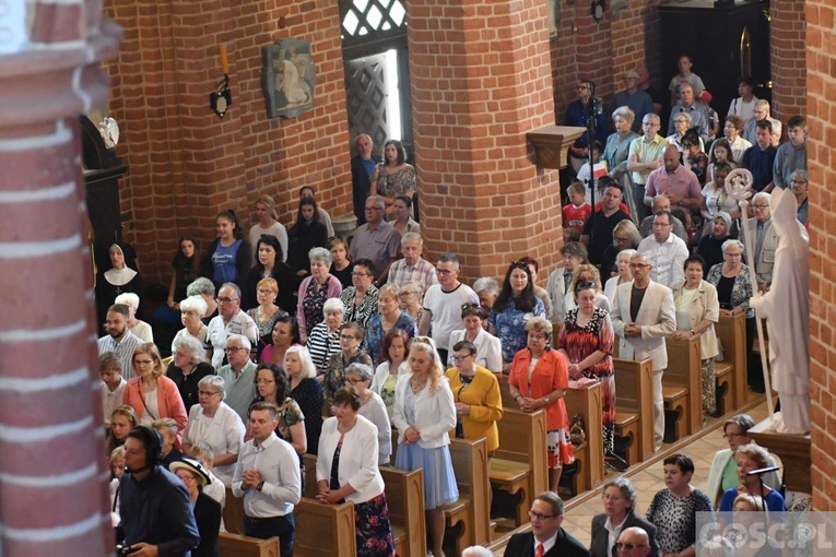 Gorzów Wlkp. III Marsz dla Życia i Rodziny w 25. rocznicę wizyty Jana Pawła II