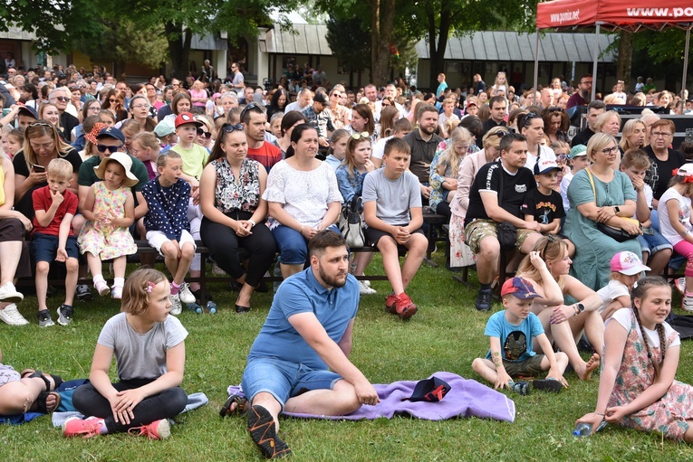 Strażacy przyjechali, Arka Noego zagrała