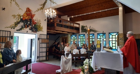 Michałowice. Świątynia pw. NMP Matki Kościoła