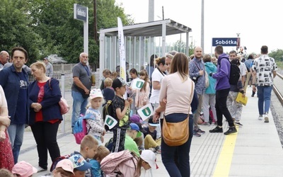 Pierwszy przejazd szynobusem z Wrocławia do Sobótki