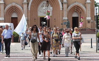 Pątnicy wyruszą po Mszy św. w radomskiej katedrze.