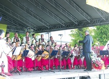 	Zespół zaprezentował m.in. pieśni z regionu Karpat.