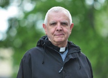 Ksiądz kanonik Tadeusz Klej jest czynnym emerytem.