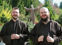 Zakonnicy zostali wyświęceni na kapłanów 29 maja.