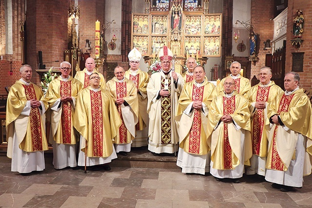 Uroczystości odbyły się w bazylice konkatedralnej św. Jakuba w Olsztynie.