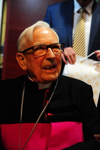 Gala z okazji 70. rocznicy święcen kapłańskich ks. Jerzego Bryły cz. 2