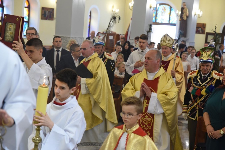 Patron szkoły w Latoszynie