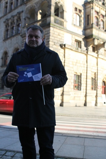 Legnica. Rzecznik ostrzega przed pokazem