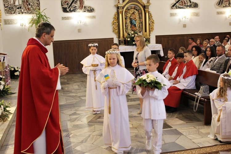 Polsko-ukraińska I Komunia św. w Słopnicach Górnych