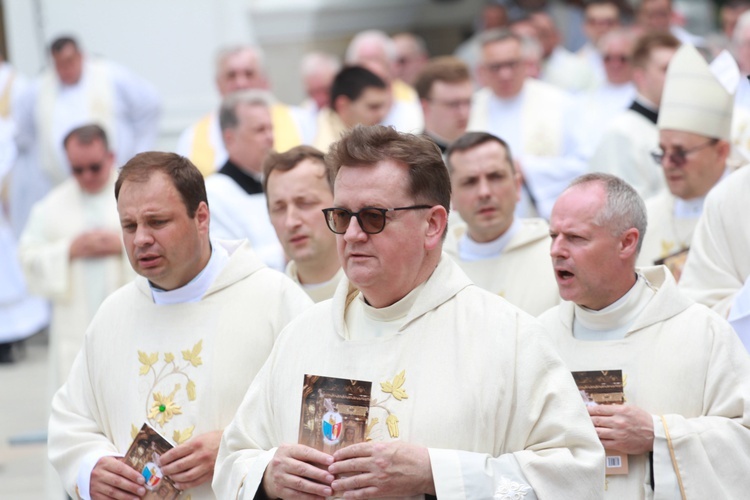 Pielgrzymka duchowieństwa do Tuchowa