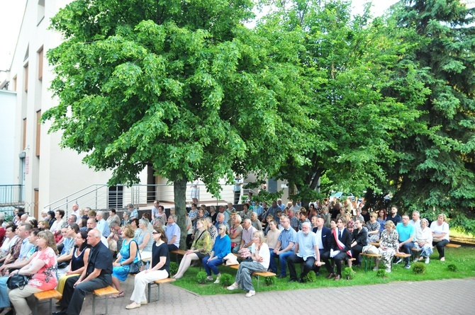 Ustanowienie sanktuarium Świętej Rodziny