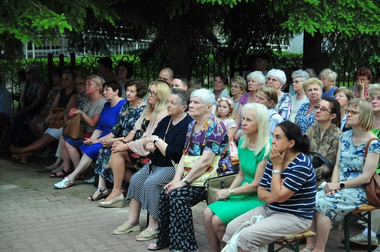 Ustanowienie sanktuarium Świętej Rodziny