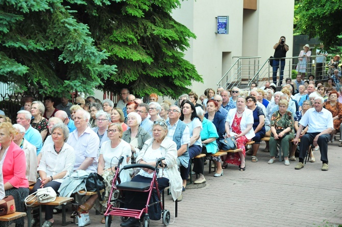 Ustanowienie sanktuarium Świętej Rodziny