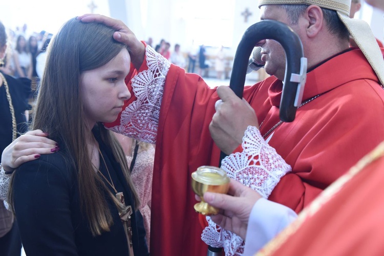 Bierzmowanie w par. Miłosierdzia Bożego w Dębicy