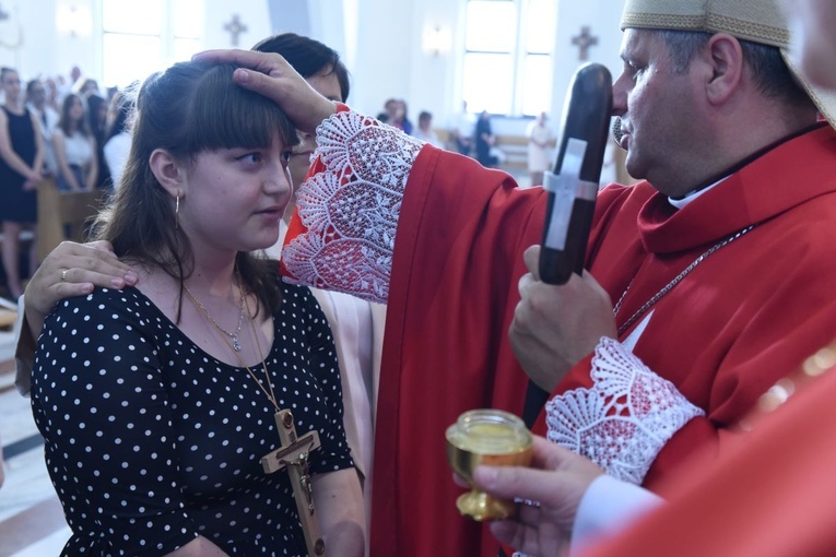Bierzmowanie w par. Miłosierdzia Bożego w Dębicy