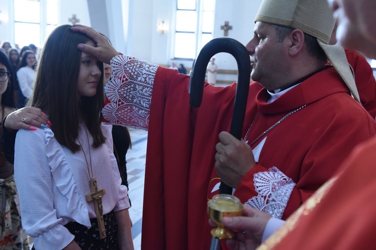 Bierzmowanie w par. Miłosierdzia Bożego w Dębicy