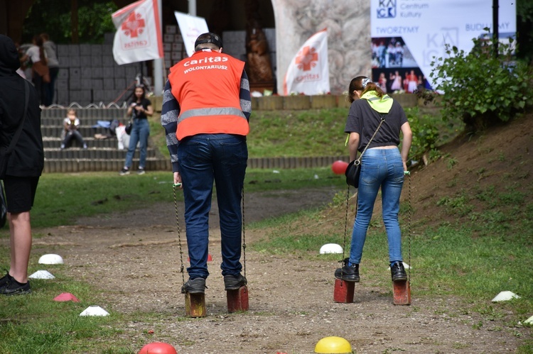 Festyn szkolnych kół Caritas w Matemblewie