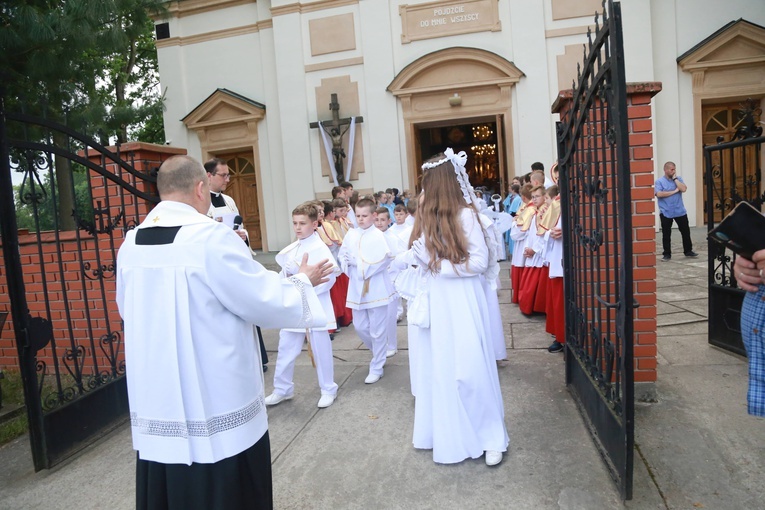 Rozpoczęcie nawiedzenia w Oleśnie