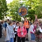 Piesza pielgrzymka w intencji powołań już w drodze do Paradyża i Rokitna