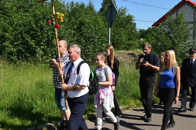 Kolejarze z całej Polski ruszyli na Chełmiec