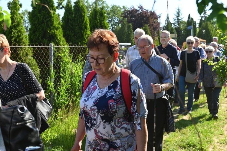 Kolejarze z całej Polski ruszyli na Chełmiec