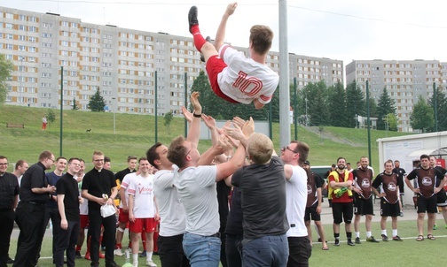 Tarnowscy klerycy mistrzami Polski! Mamy też króla strzelców i najlepszych kibiców!