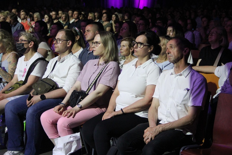 Uwielbienie "Wierne Miłości" w Hali Stulecia cz. 2