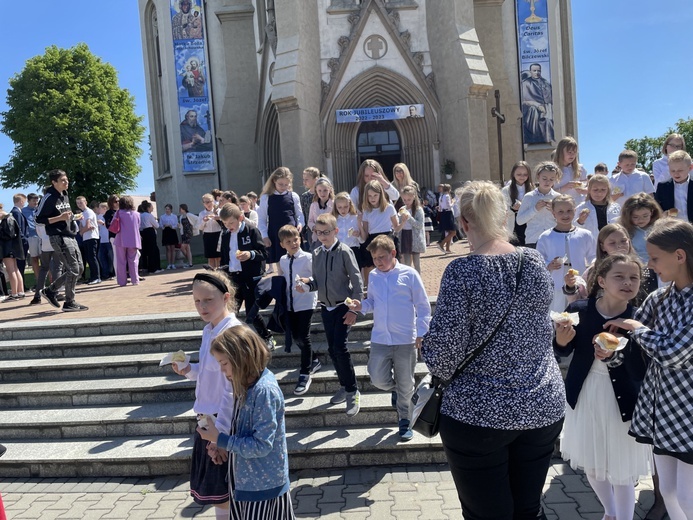 Inauguracja Roku Jubileuszowego w Zespole Szkół im. św. Józefa Bilczewskiego w Wilamowicach