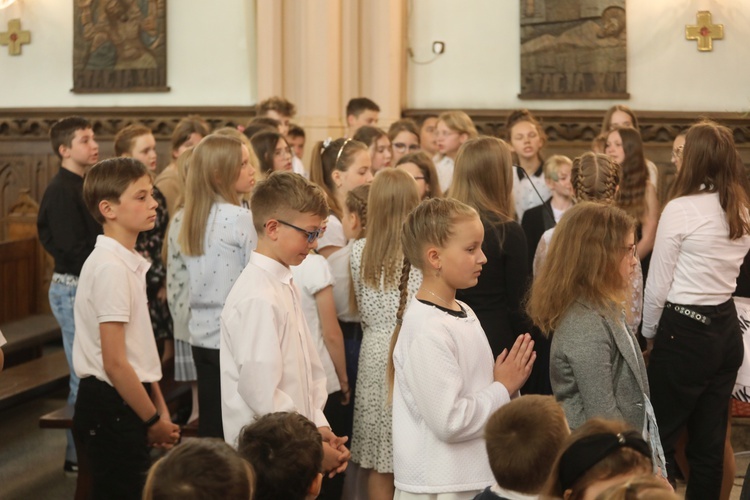 Inauguracja Roku Jubileuszowego w Zespole Szkół im. św. Józefa Bilczewskiego w Wilamowicach