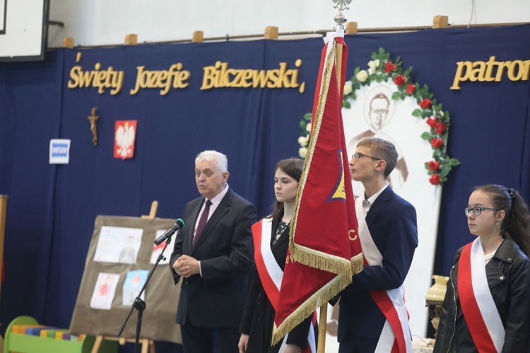 Do czerpania z przykładu patrona zachęcał uczniów burmistrz Marian Trela.