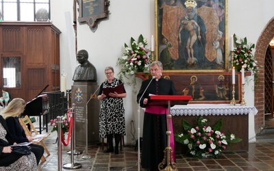 Liturgiczne powitanie ołtarza "Pietas Domini"