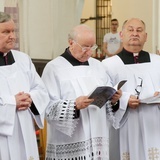 Liturgiczne powitanie ołtarza "Pietas Domini"