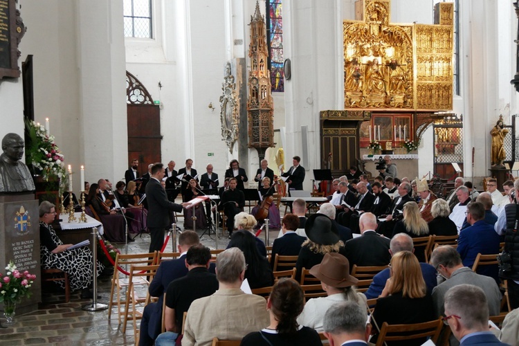 Liturgiczne powitanie ołtarza "Pietas Domini"