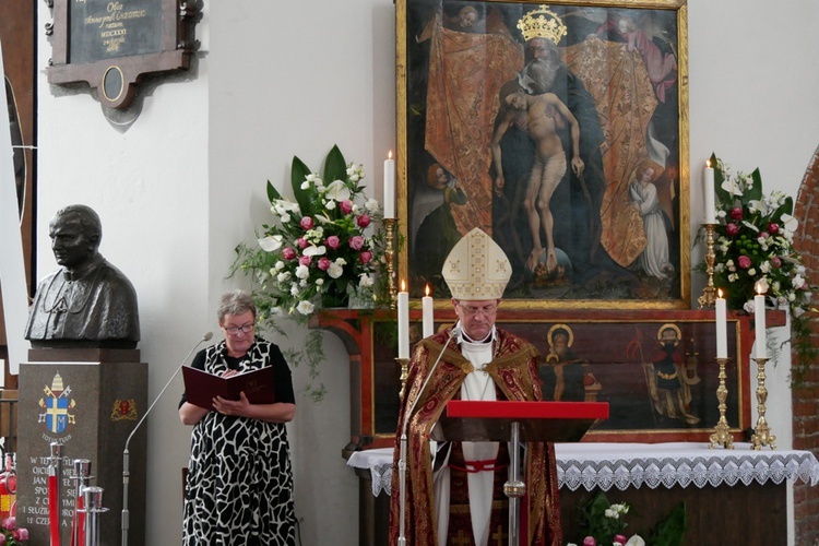 Liturgiczne powitanie ołtarza "Pietas Domini"