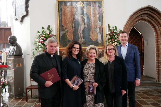 Liturgiczne powitanie ołtarza "Pietas Domini"