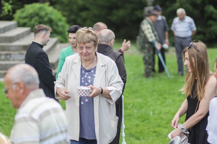 Wprowadzenie relikwii św. Antoniego z Padwy w Lasówce