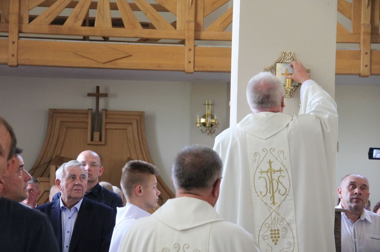 Gnojnik. Dedykacja kościoła na wyłączną własność Bogu