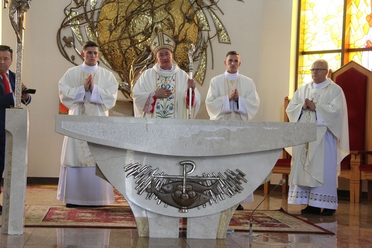 Gnojnik. Dedykacja kościoła na wyłączną własność Bogu