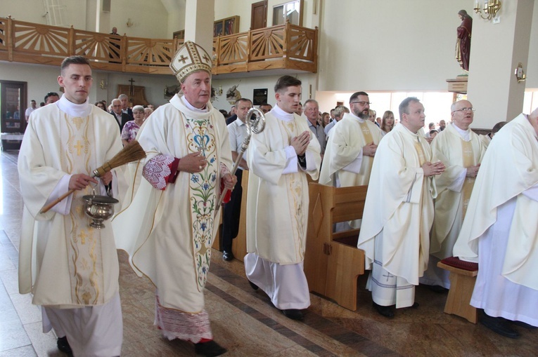 Gnojnik. Dedykacja kościoła na wyłączną własność Bogu