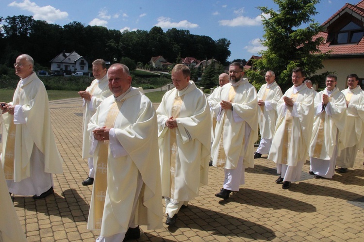 Gnojnik. Dedykacja kościoła na wyłączną własność Bogu