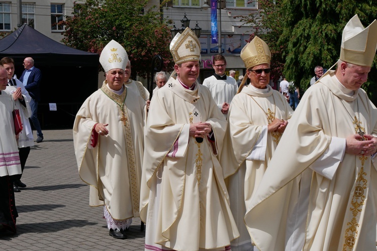 Koronacja wizerunku Matki Bożej Pocieszenia w Gdyni