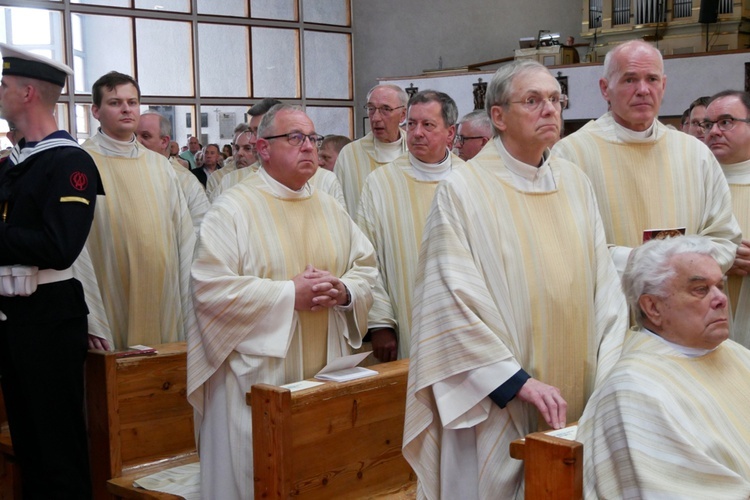 Koronacja wizerunku Matki Bożej Pocieszenia w Gdyni