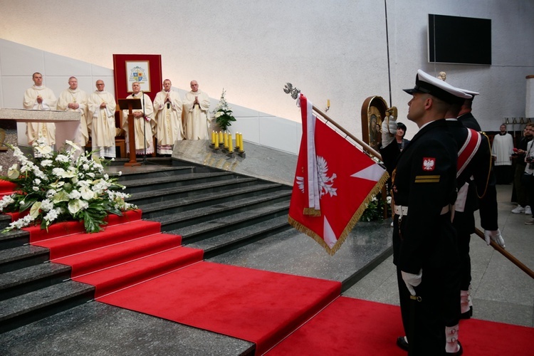 Koronacja wizerunku Matki Bożej Pocieszenia w Gdyni